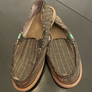 Women’s Size 9 Sanuk slip ons